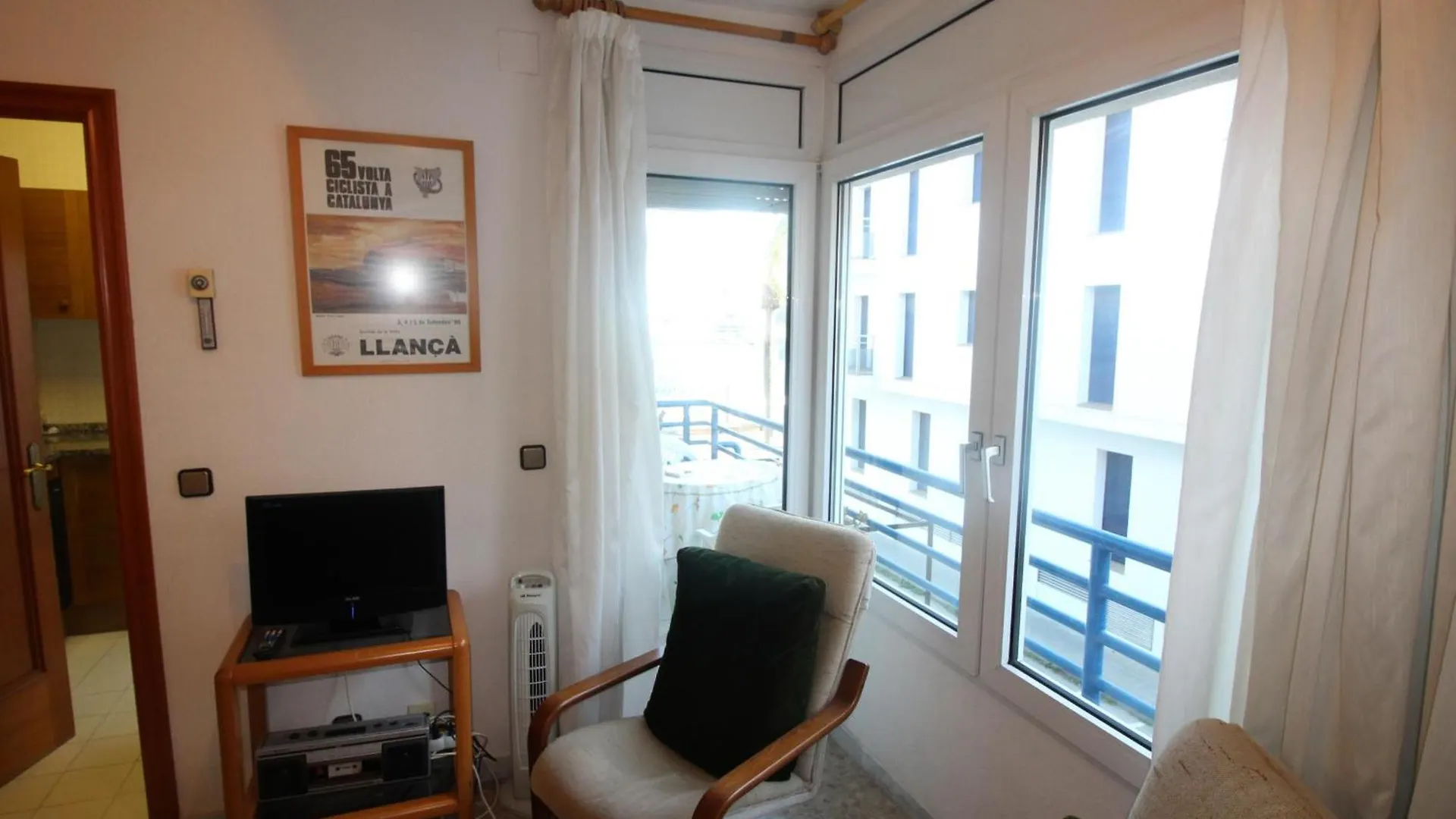 Maritim I A-1 Apartamento Luminoso A 10 M Del Paseo Maritimo. - Es-228-29 Llança Apartman